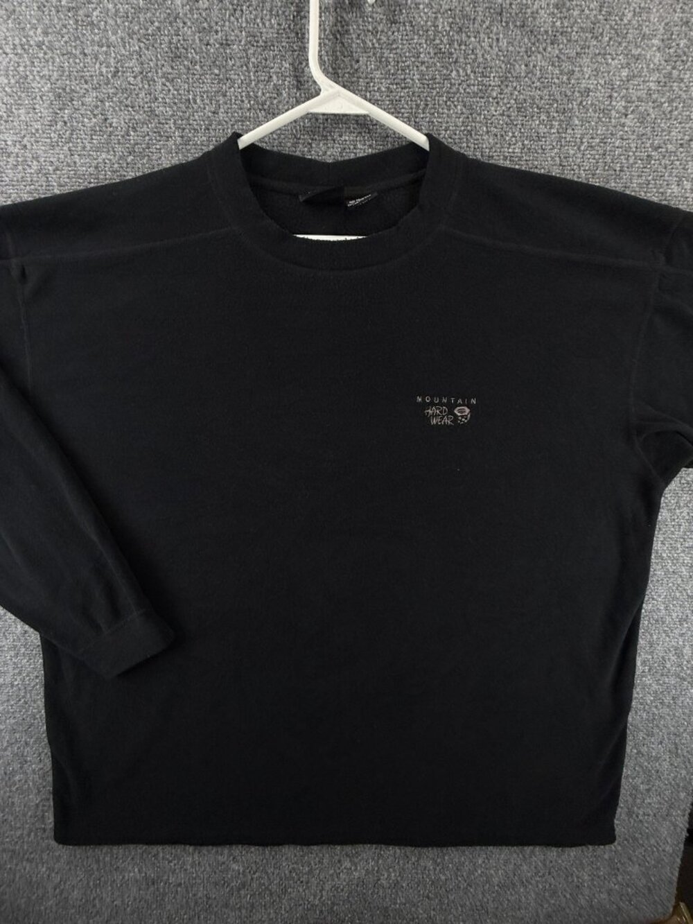 VTG Mountain Hardwear Super Soft Logo Black XL Crew Neck USA Polyester Pullover